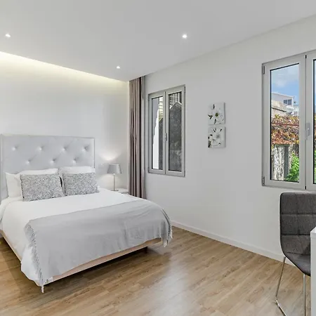 Luxury Casa Heights 3 Bedrooms Stunning Sea Views Contemporary Design *