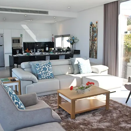 Villa Luxury Casa Heights 3 Bedrooms Stunning Sea Views Contemporary Design *