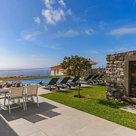 Villa Luxury Casa Heights 3 Bedrooms Stunning Sea Views Contemporary Design *